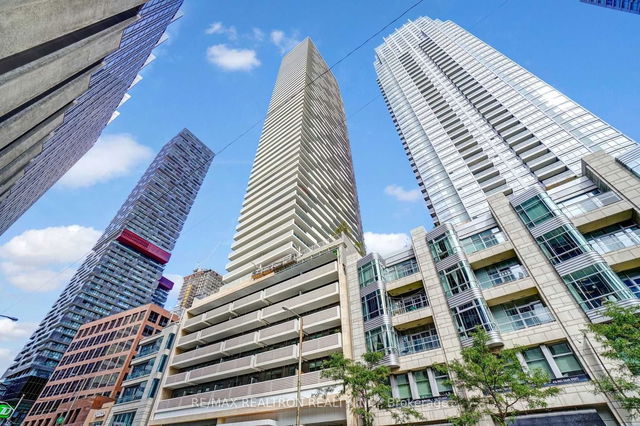 5103 - 2221 Yonge Street