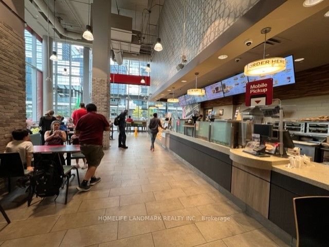 101 - 4750 YONGE St, Toronto, M2N 5M6 | Image 3