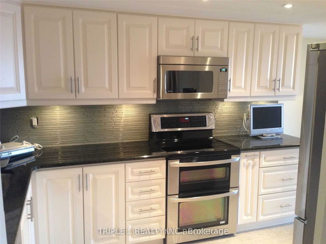 1204 - 1 Concorde Place