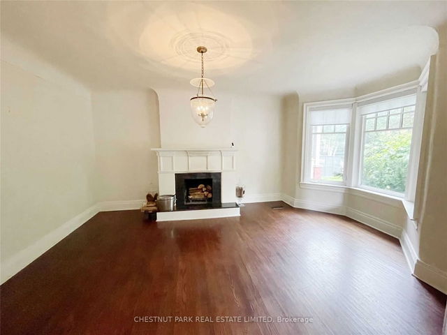 11 Rathnelly Avenue