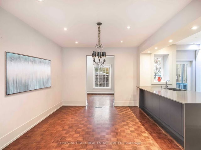 11 Rathnelly Avenue