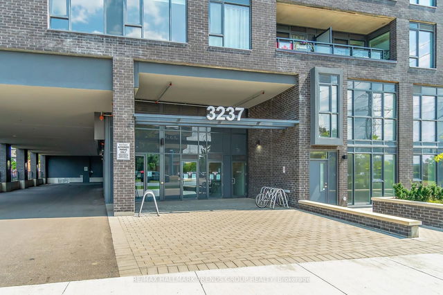 PH 1303 - 3237 Bayview Avenue