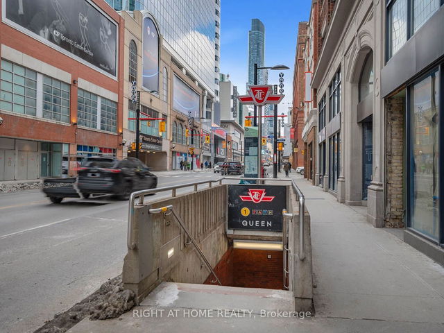 5607 - 197 Yonge Street