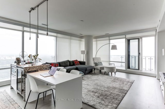 7101 - 1 Bloor Street