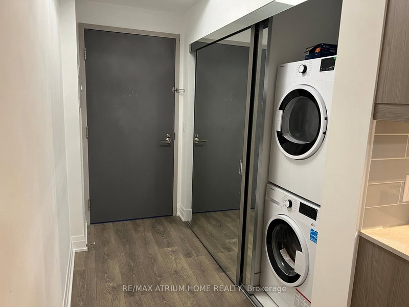 1003 - 36 Forest Manor Rd, Toronto, M2J 1M5 | Image 3