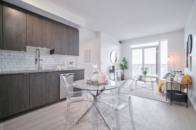 1111 - 50 Ann O'reilly Road