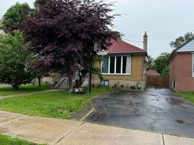 53 STADACONA Drive