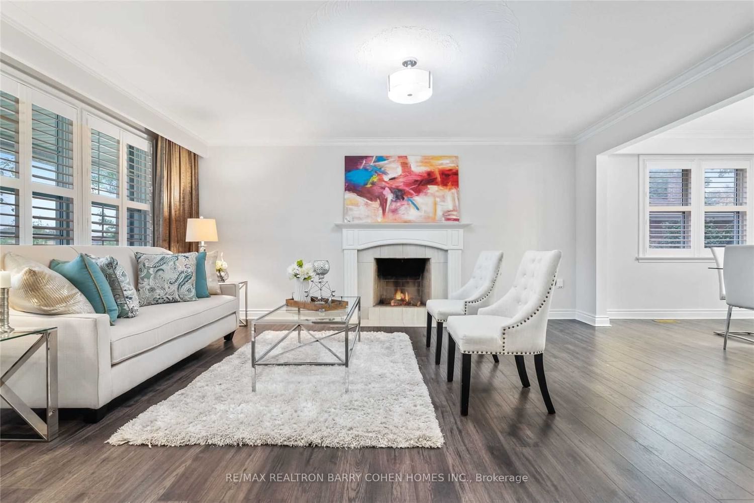 Listing Image 3