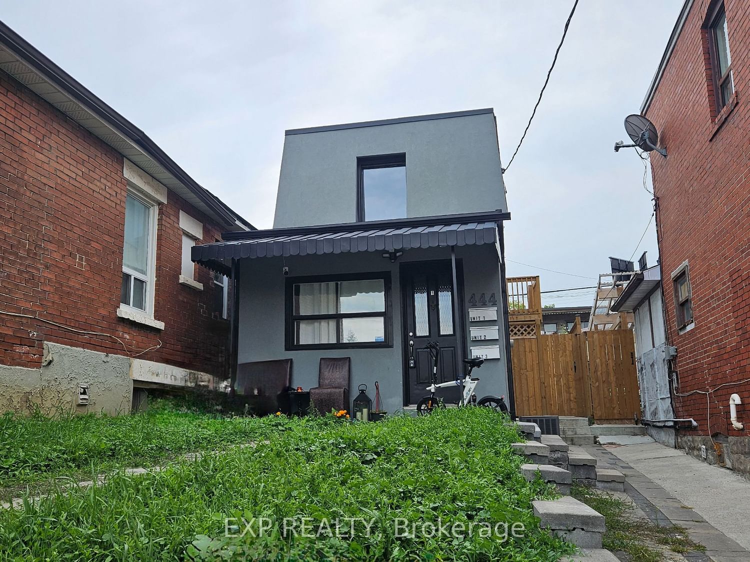Listing Image 3