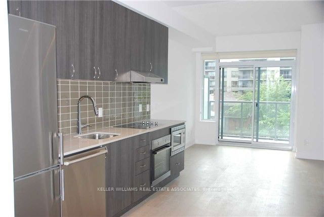 223 - 7 Kenaston Gardens