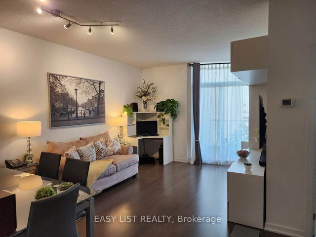 317 - 70 Forest Manor Road
