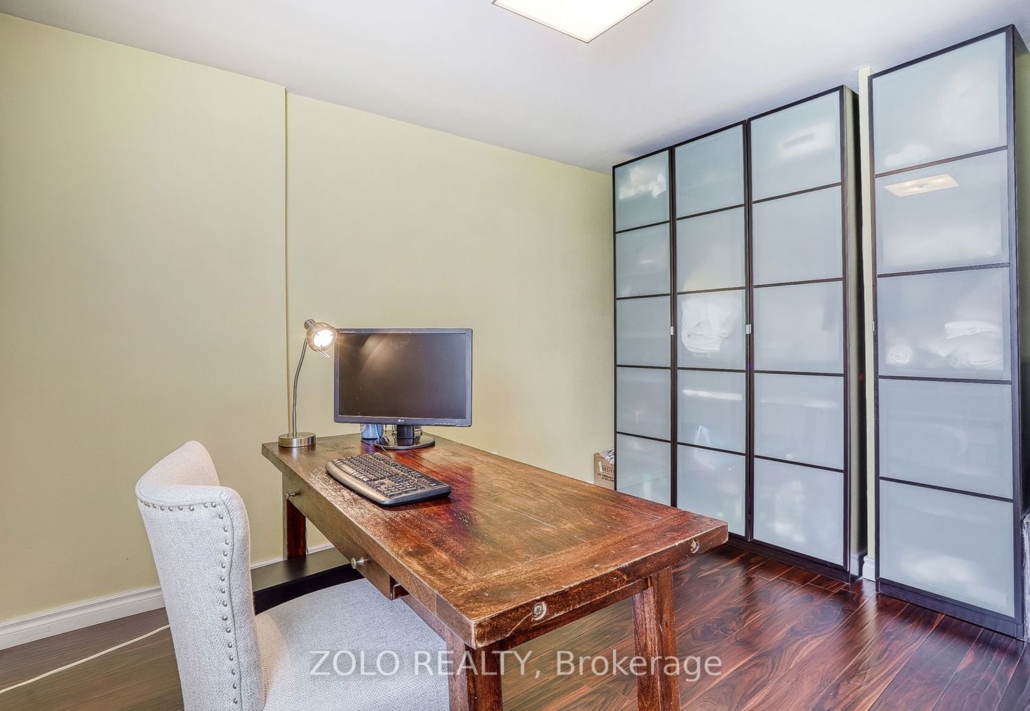 Listing Image 20