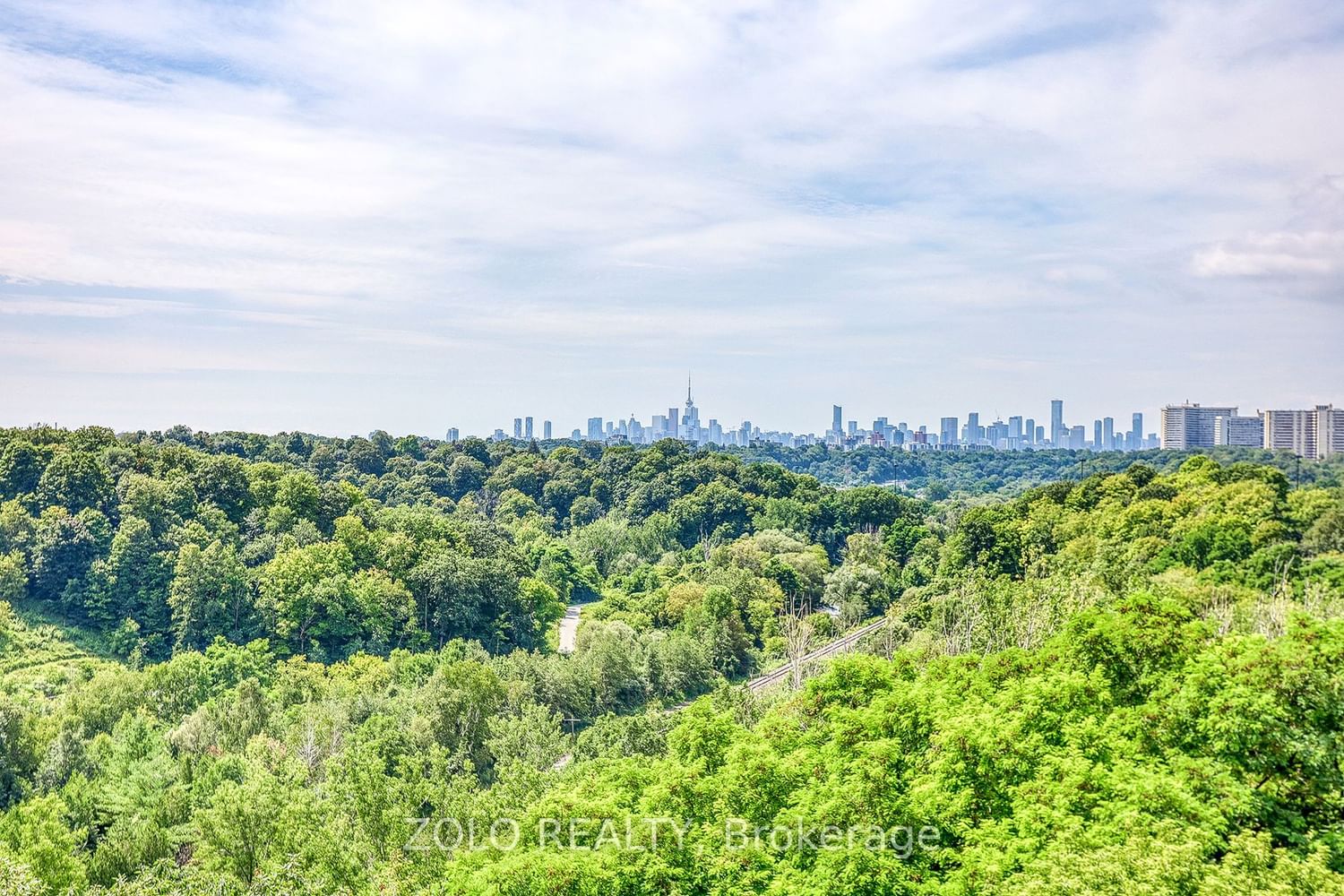 Listing Image 28
