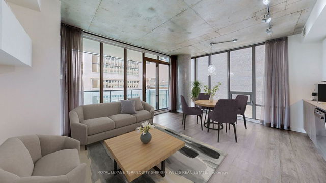 502 - 33 Lombard Street