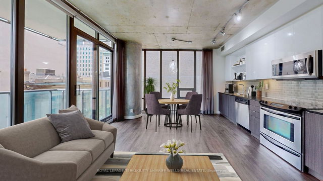 502 - 33 Lombard Street