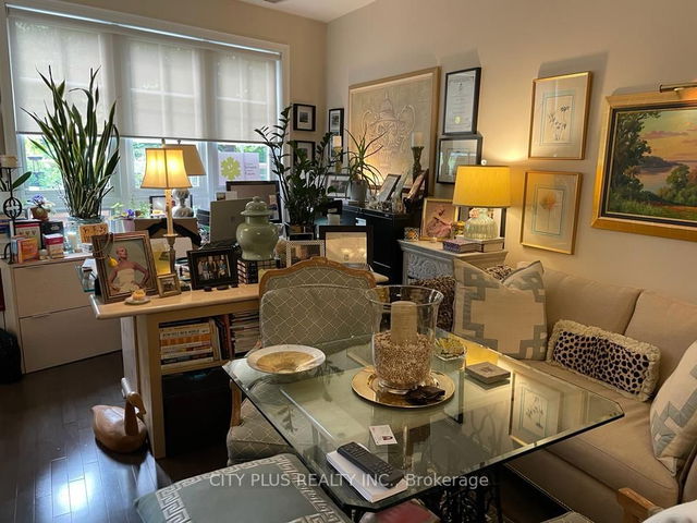 221 - 20 Burkebrook Place
