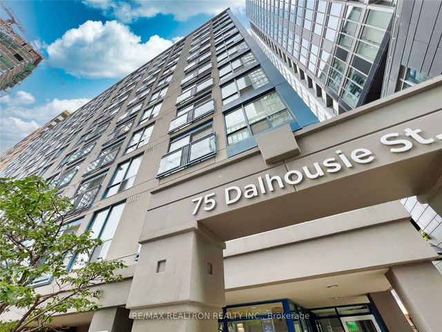 914 - 75 Dalhousie Street