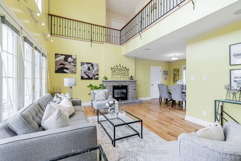 18 Mullet Rd, Toronto, M2M 2A6 | Image 3