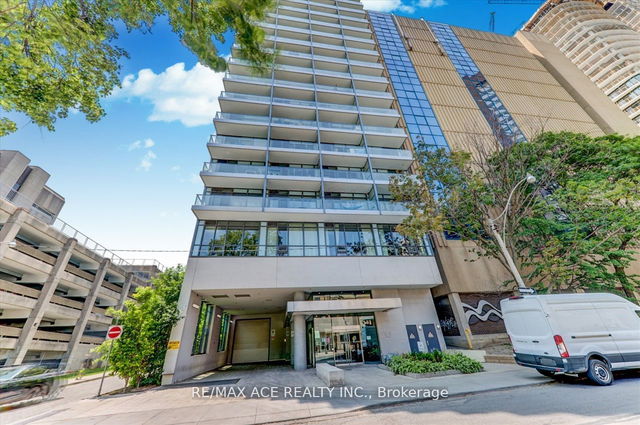 1208 - 210 Simcoe Street