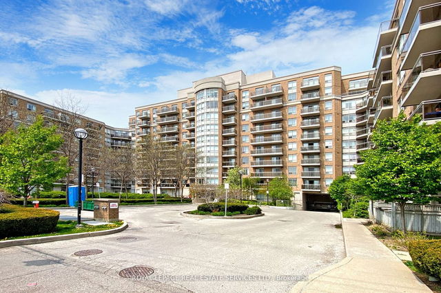 PH13 - 650 Lawrence Avenue