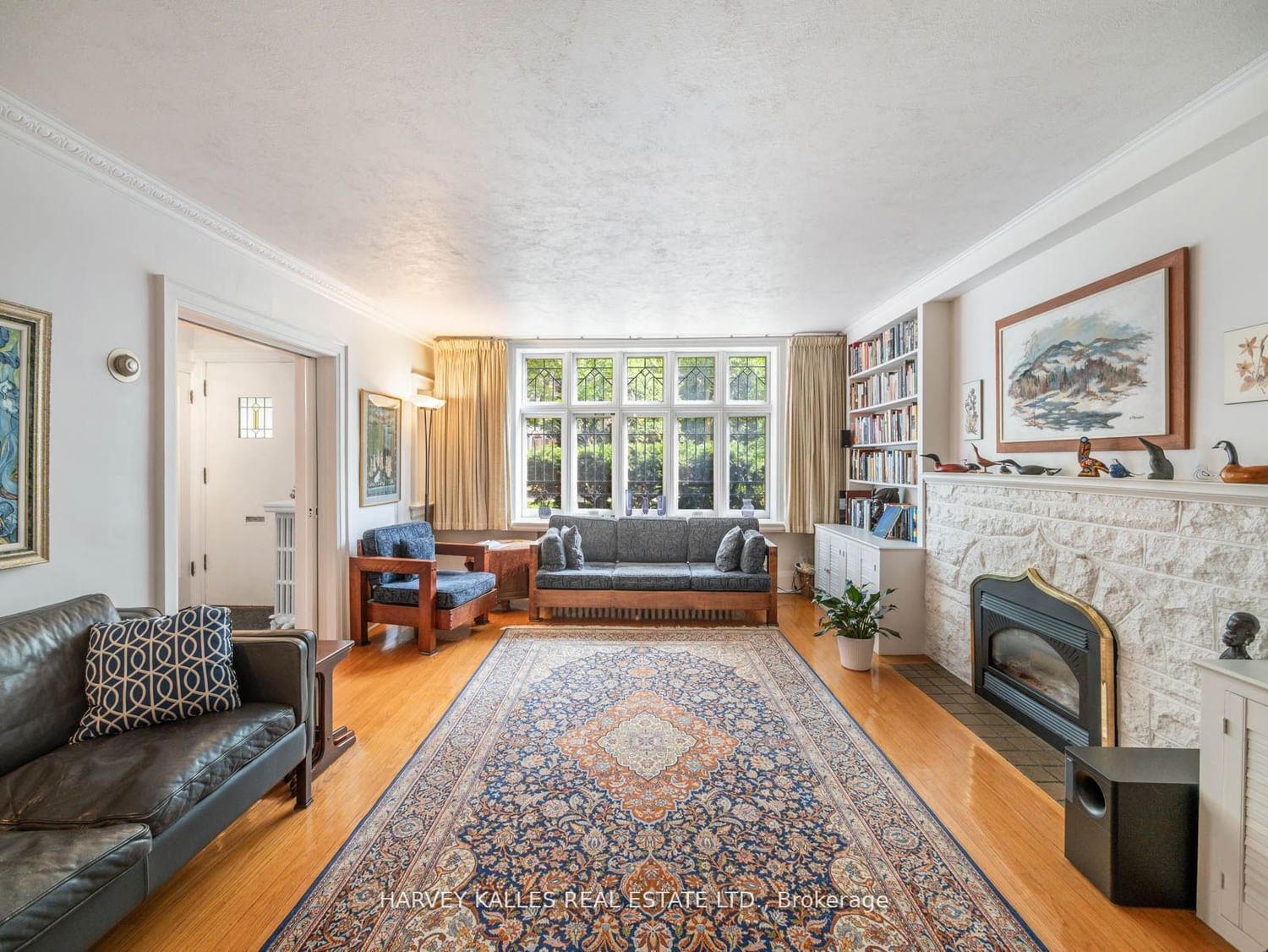 Listing Image 7