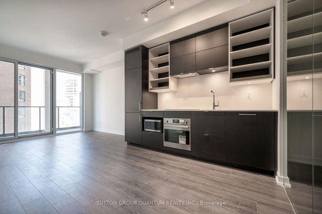 1412 - 20 Edward Street