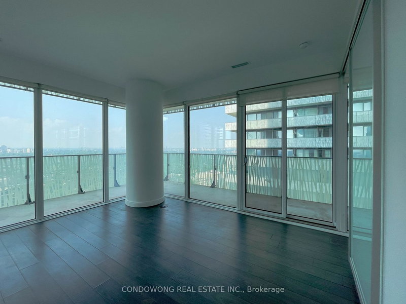 4308 - 42 Charles St E, Toronto, M4Y 0B7 | Image 3