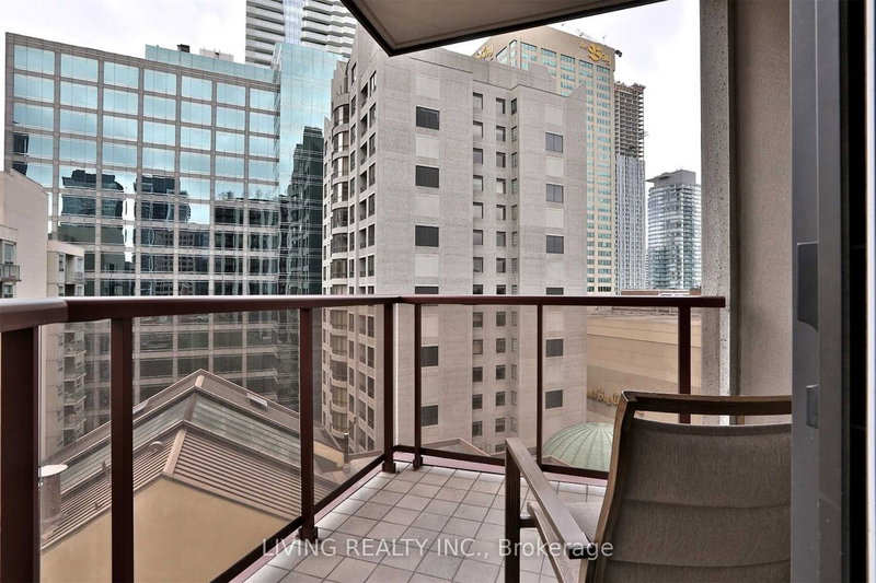 1211 - 85 Bloor St E, Toronto, M4W 3Y1 | Image 2