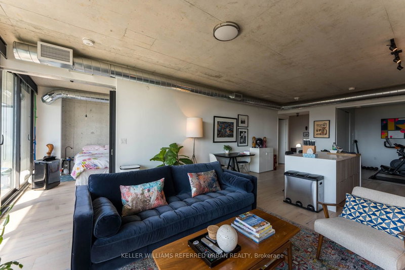 807 - 21 Lawren Harris Sq, Toronto, M5A 0T4 | Image 3
