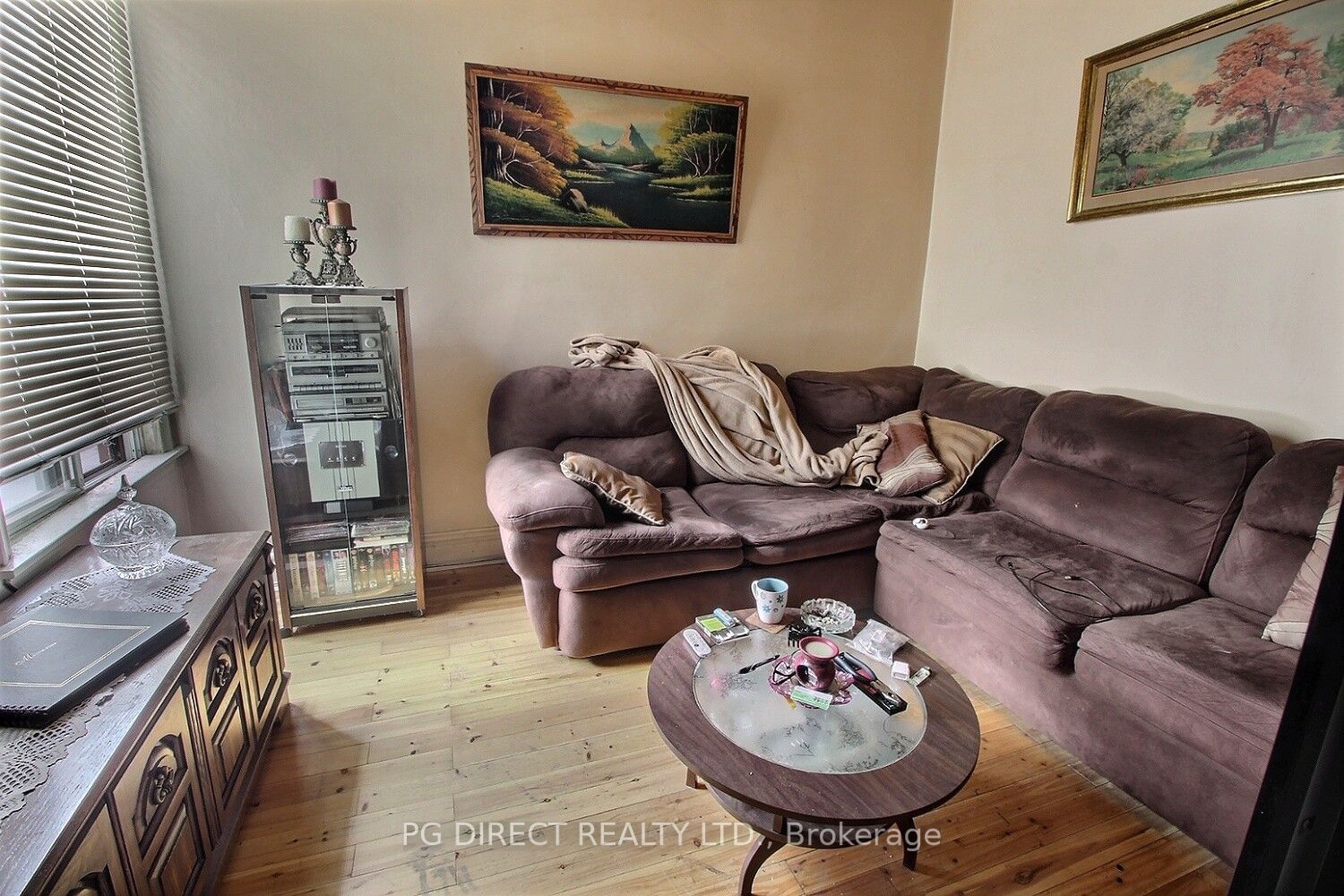 Listing Image 7