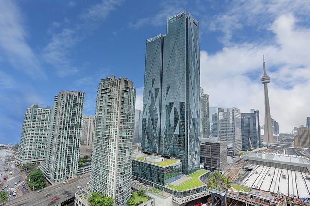 2609 - 1 The Esplanade Avenue