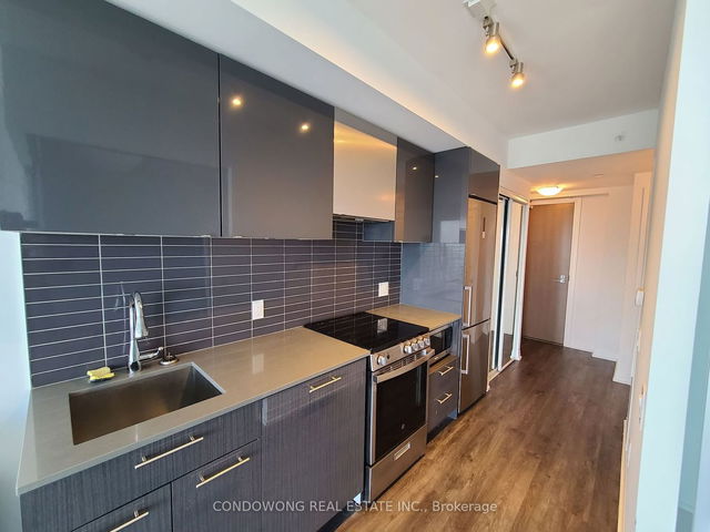 4601 - 251 Jarvis Street