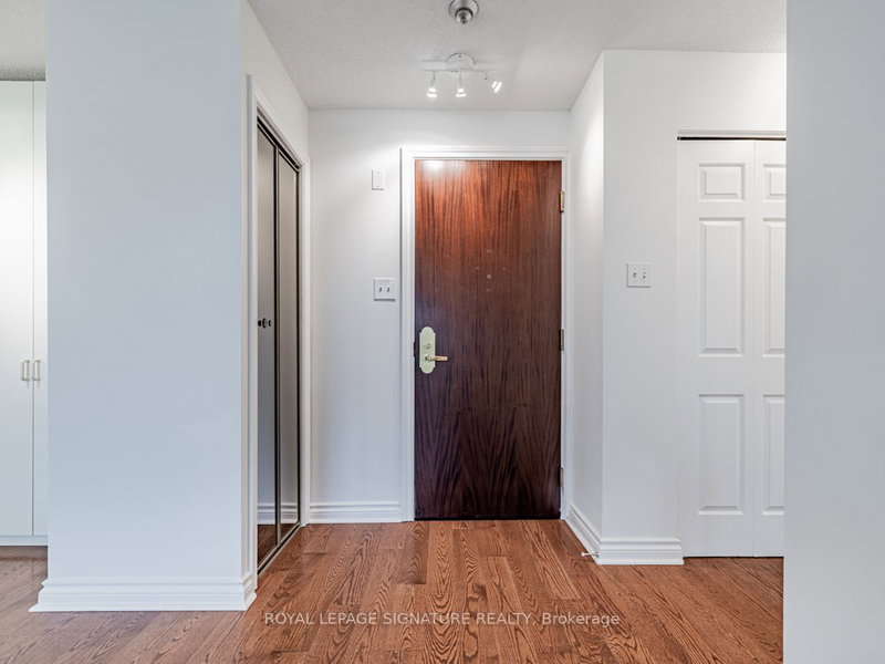 522 - 1210 Don Mills Rd, Toronto, M3B 3N9 | Image 3