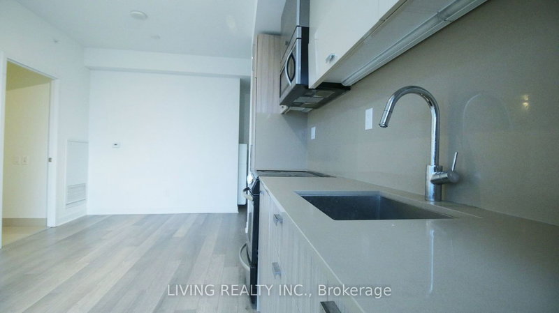 3712 - 290 Adelaide St W, Toronto, M5V 0P3 | Image 3