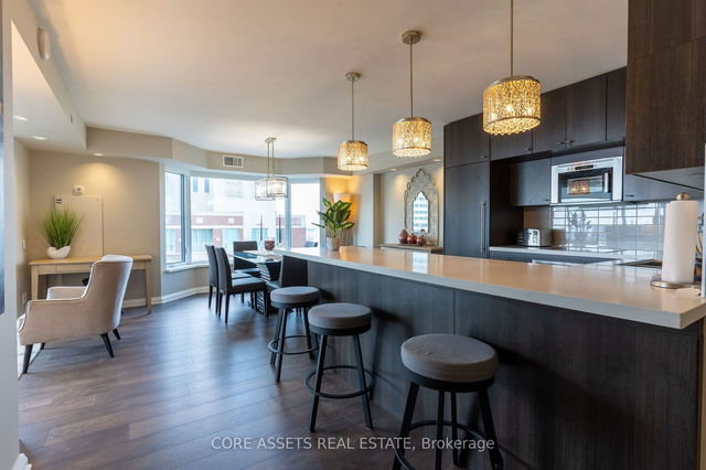 2713 - 155 Yorkville Avenue