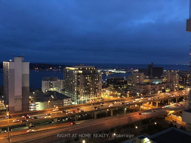 2210 - 3 Navy Wharf Court