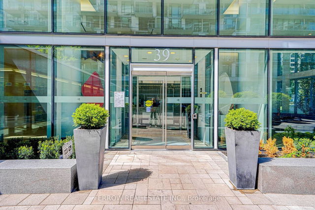 101 - 39 Queens Quay