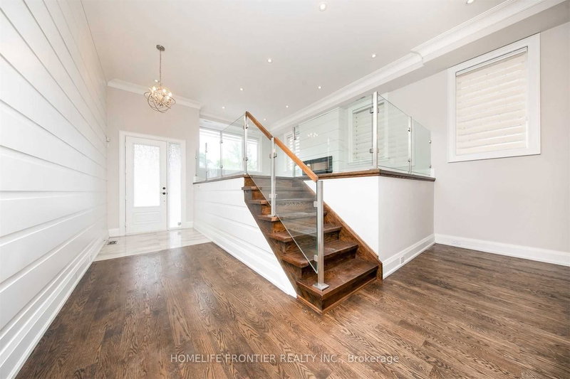 82 Cameron Ave, Toronto, M2N 1E2 | Image 3