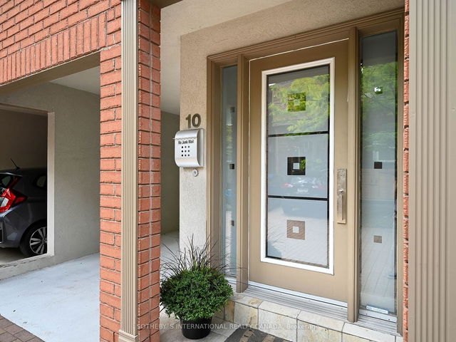 10 Sibelius Lane