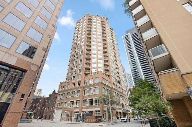 2002 - 100 Hayden Street