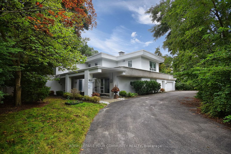 39 Burton Rd, Toronto, M5P 1V1 | Image 2