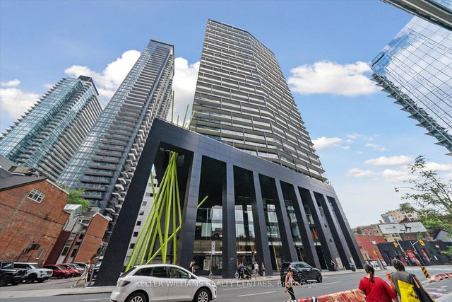 1105 - 125 Peter Street