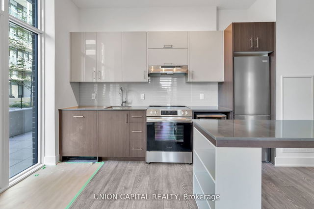 101 - 188 Fairview Mall Drive