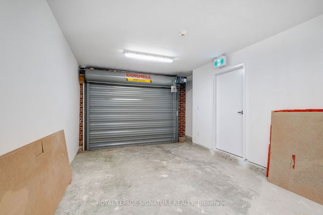 4 - 225 CARLTON Street