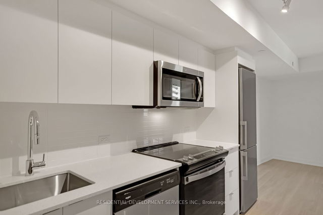625 - 30 Tretti Way