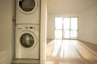Unit 1902 — 20 Bruyeres Mews, Toronto - Niagara image-0-3