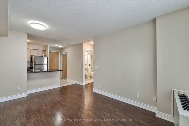 2111 - 4968 Yonge Street