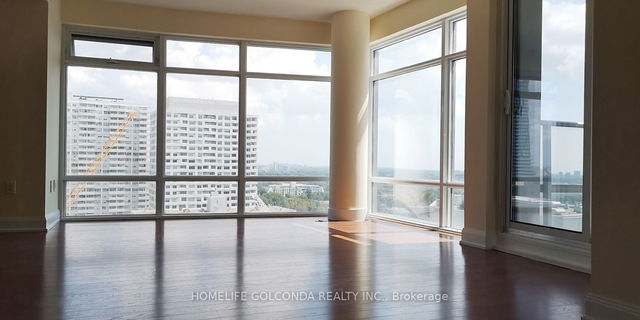 2202 - 2191 Yonge Street
