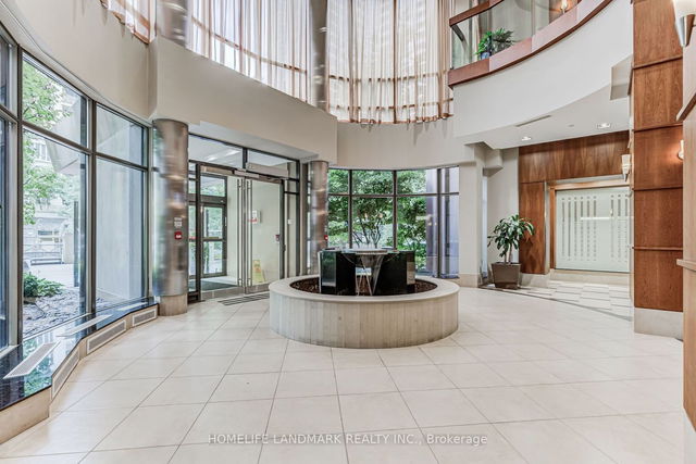 1411 - 10 Northtown Way
