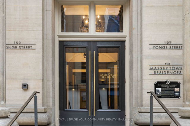 3209 - 197 Yonge Street